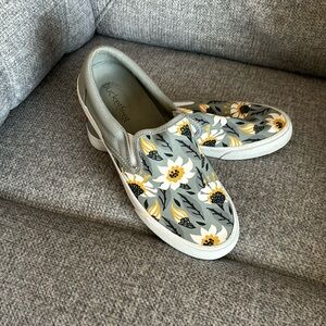 Bucket feet slip on sneakers